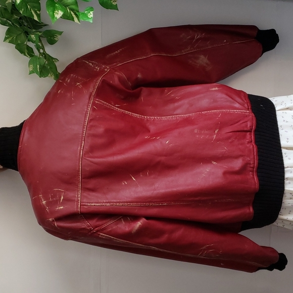 Vintage Wilson Leather Bomber Jacket. - Picture 6 of 15